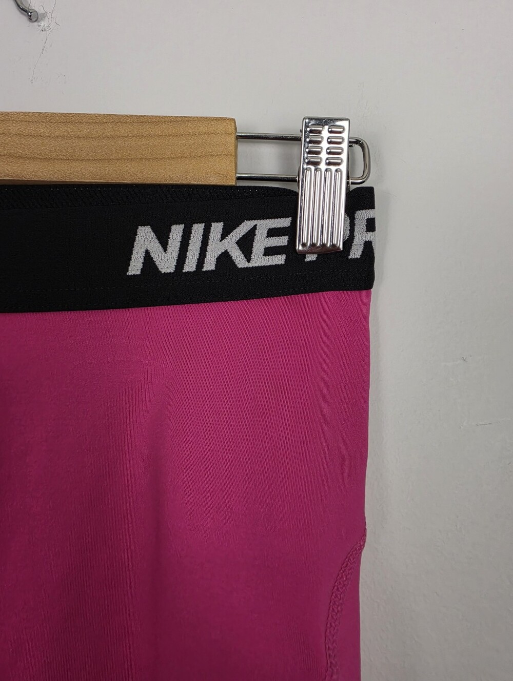Nike Pro Cool 3" Women's Compression Shorts Size Medium NWT - Picture 4 of 12